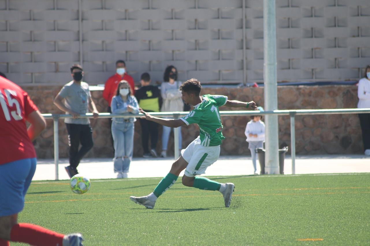 Fotos: Juveniles: Racing Valverdeño – UC La Estrella (I)