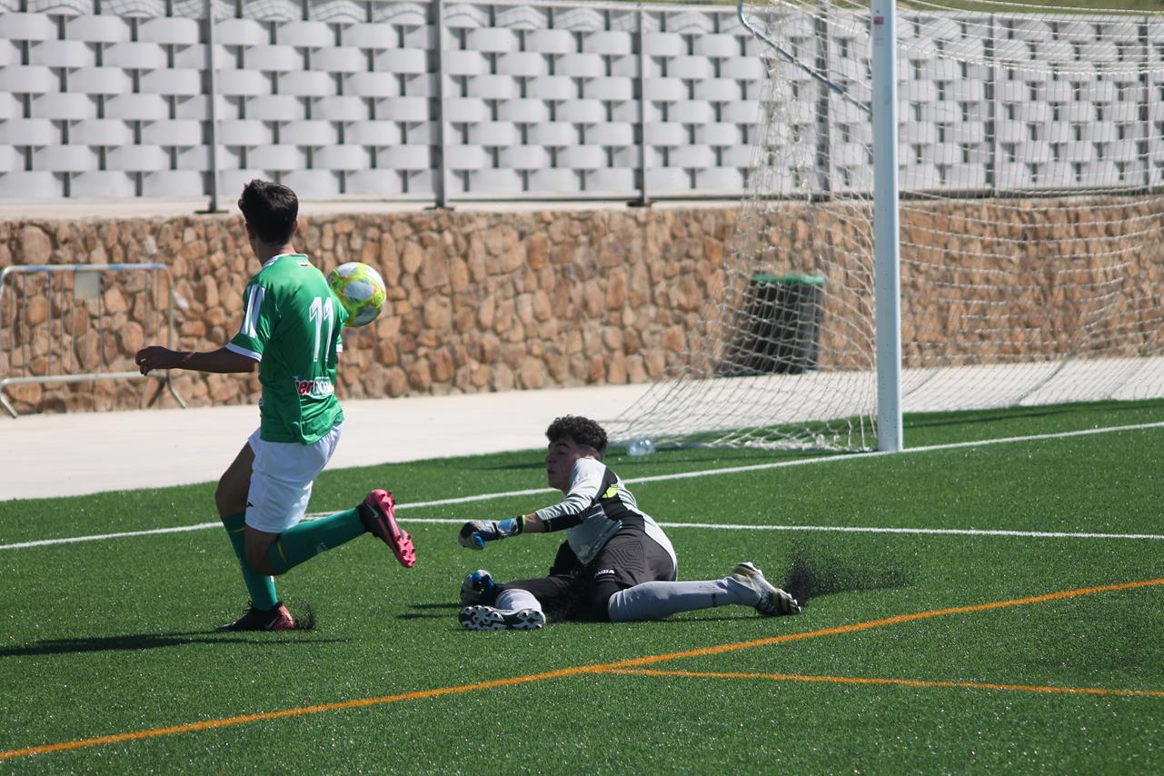 Fotos: Juveniles: Racing Valverdeño – UC La Estrella (I)