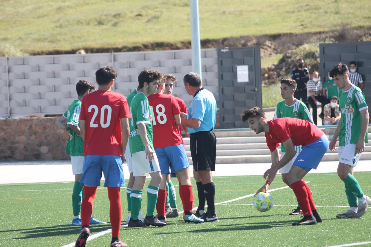 Fotos: Juveniles: Racing Valverdeño – UC La Estrella (II)