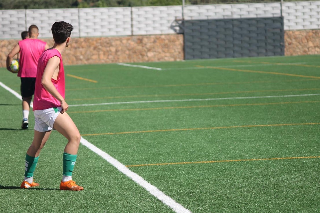 Fotos: Juveniles: Racing Valverdeño – UC La Estrella (II)