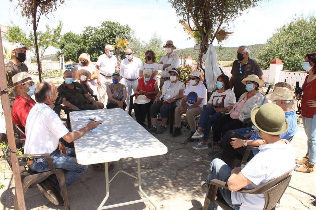 Fotos: Clausura del taller de jardinería en El Rebellao