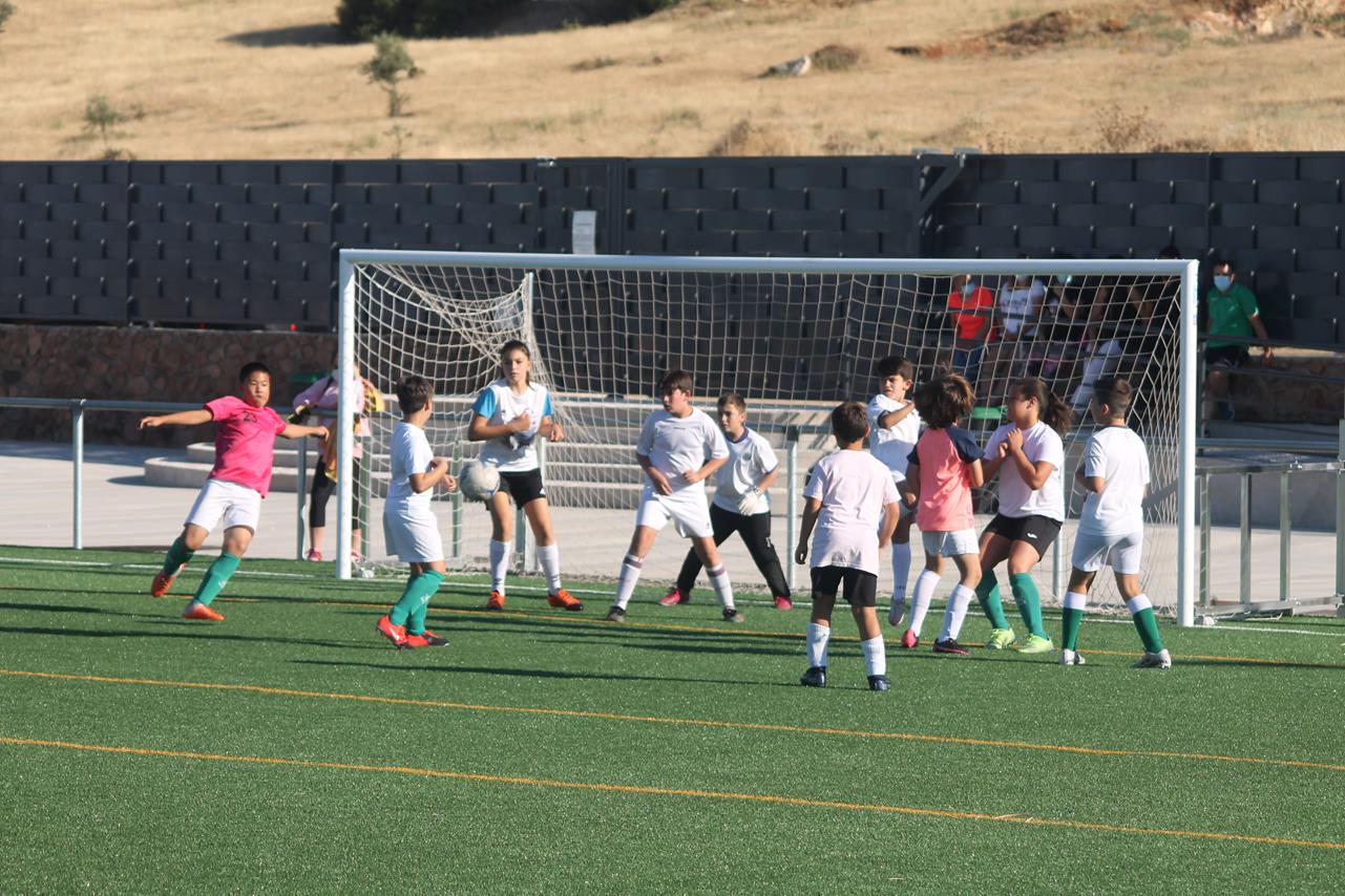 Fotos: Cierre de temporada de la Escuela de Fútbol Base (I)