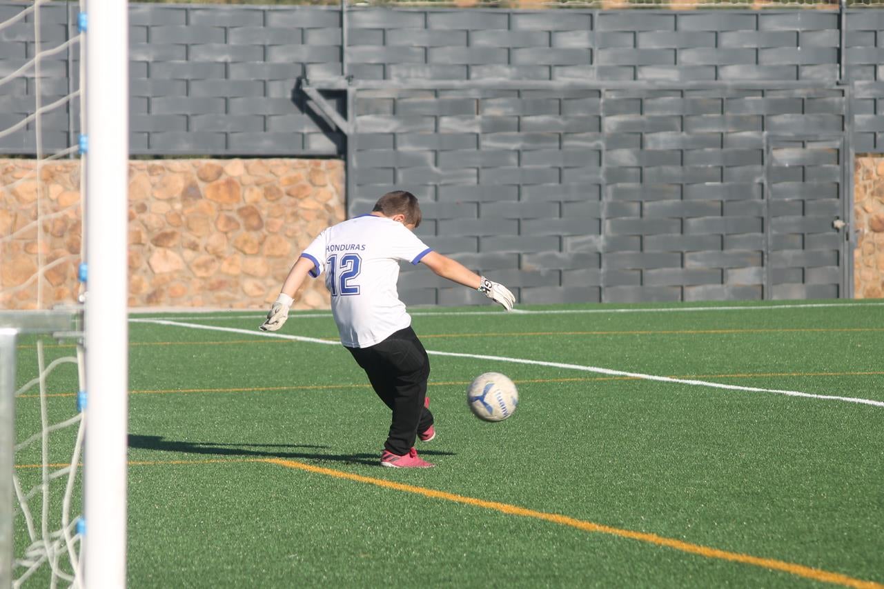 Fotos: Cierre de temporada de la Escuela de Fútbol Base (I)