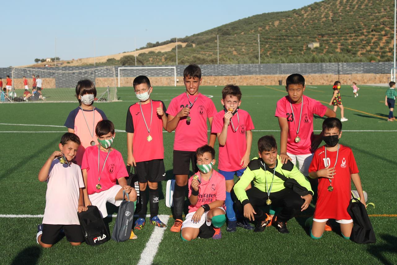Fotos: Cierre de temporada de la Escuela de Fútbol Base (II)