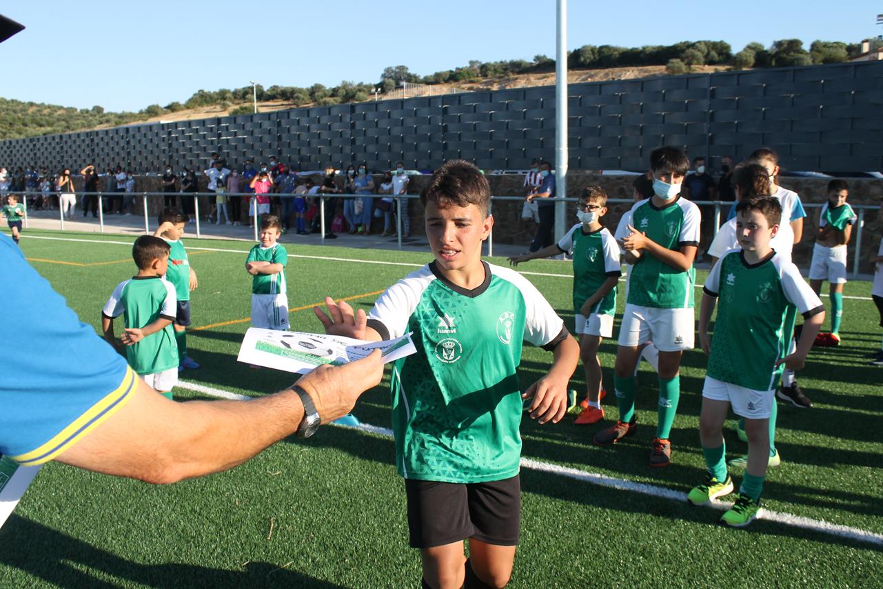 Fotos: Cierre de temporada de la Escuela de Fútbol Base (II)