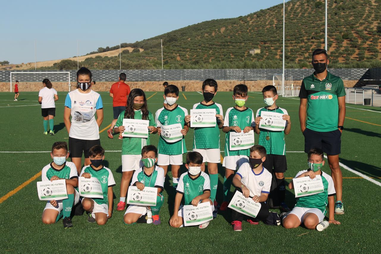 Fotos: Cierre de temporada de la Escuela de Fútbol Base (II)