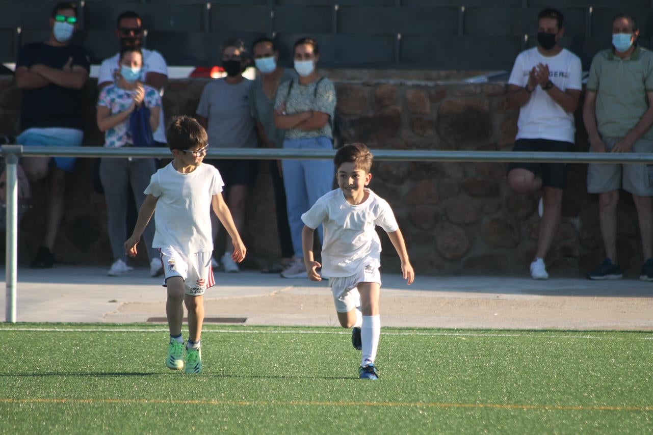 Fotos: Cierre de temporada de la Escuela de Fútbol Base (II)