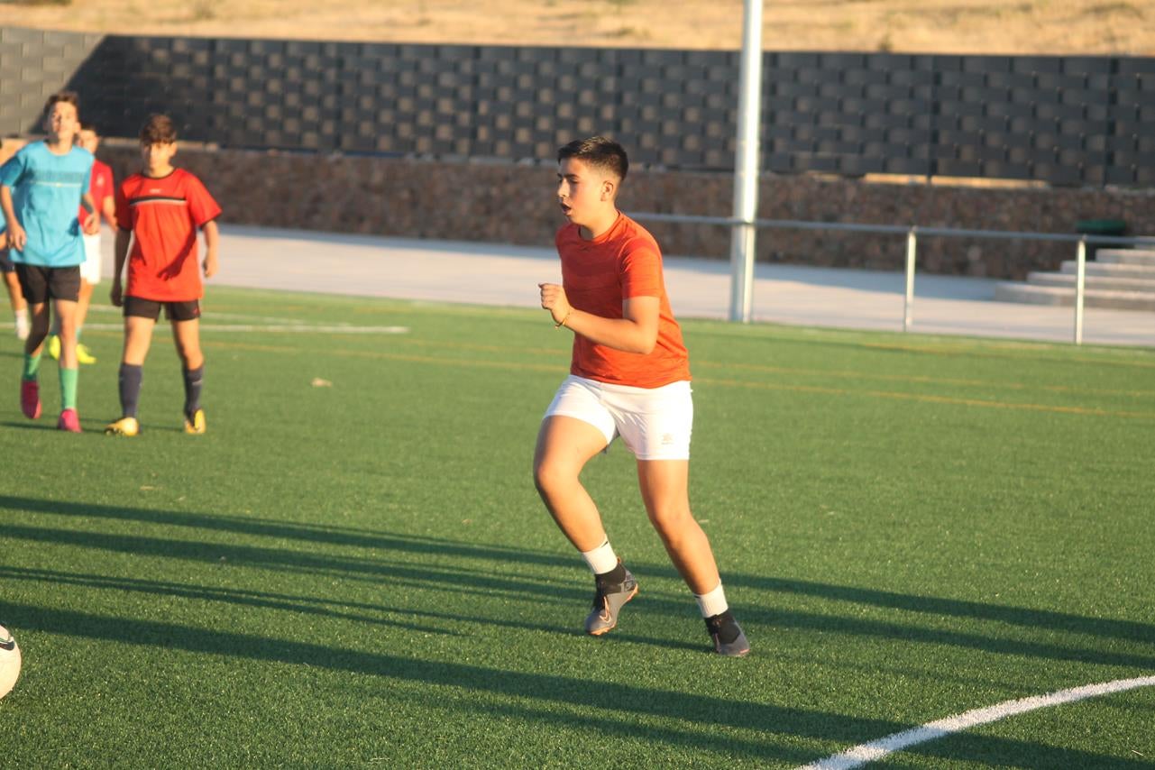 Fotos: Cierre de temporada de la Escuela de Fútbol Base (IV)