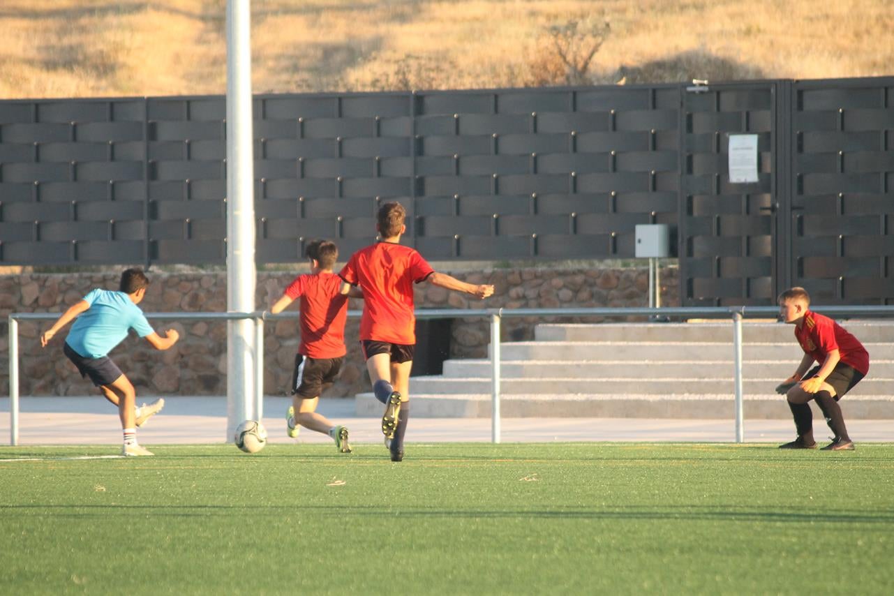 Fotos: Cierre de temporada de la Escuela de Fútbol Base (IV)