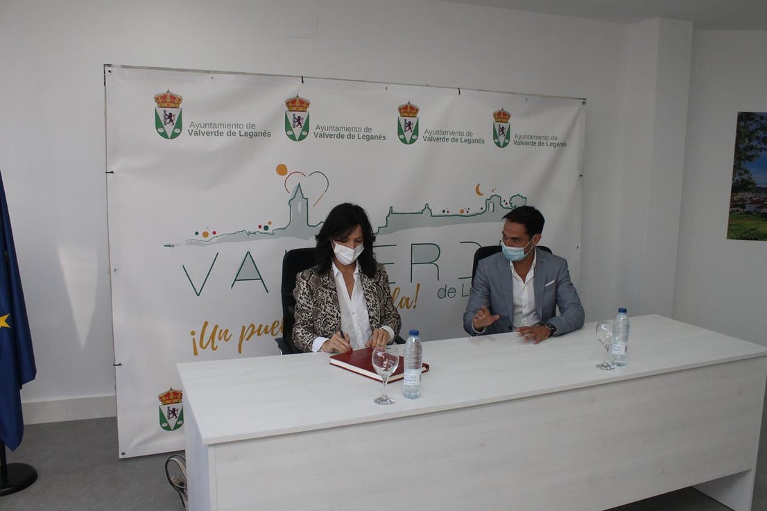 Fotos: Visita de la Consejera de Educación y Empleo, Esther Gutiérrez