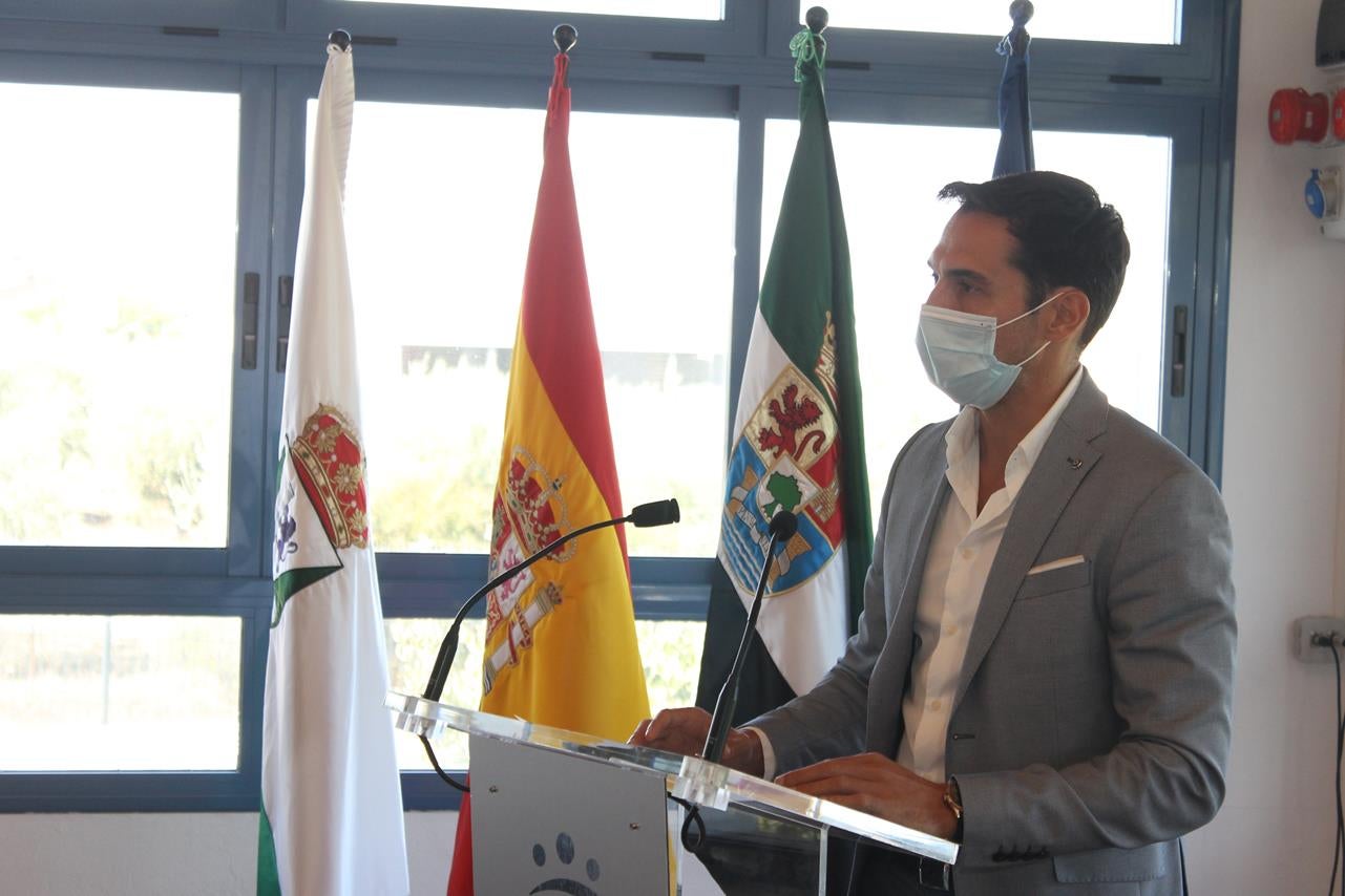 Fotos: Visita de la Consejera de Educación y Empleo, Esther Gutiérrez