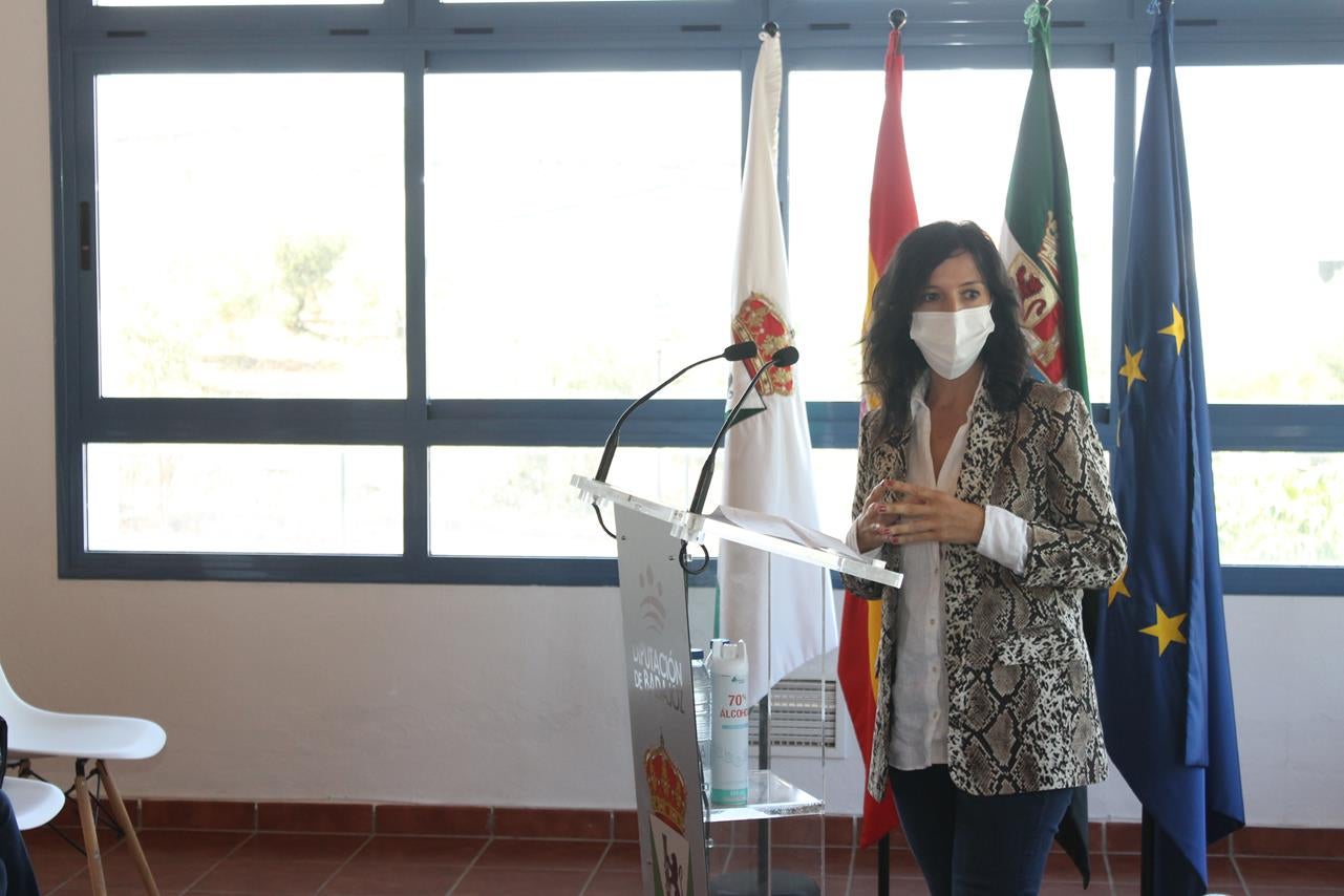 Fotos: Visita de la Consejera de Educación y Empleo, Esther Gutiérrez