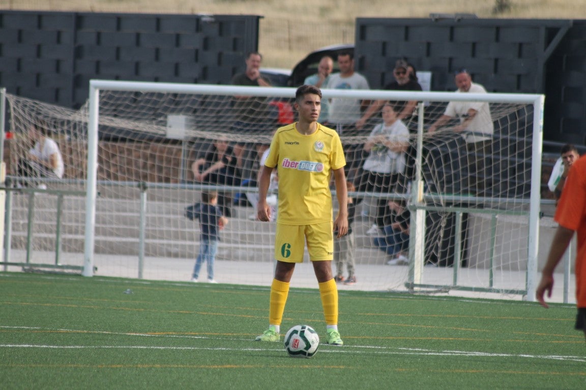 Fotos: Juveniles: Racing Valverdeño – Alconchel