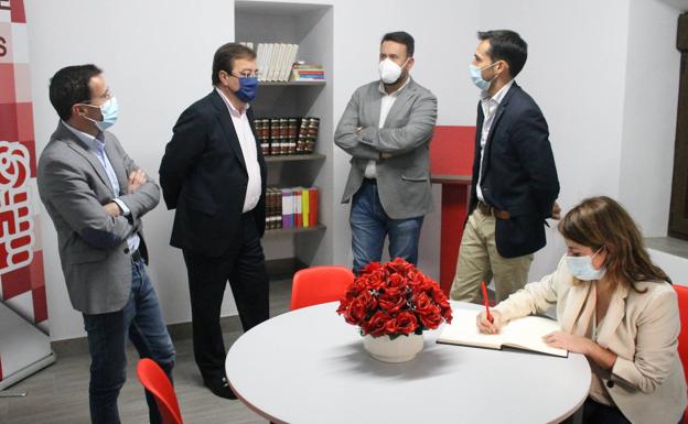 Imagen principal - Vista por la Casa del Pueblo