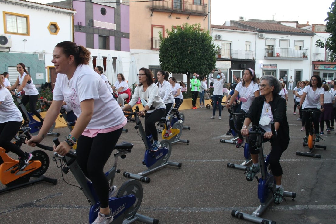 Fotos: Marcha Solidaria de la Semana Contra el Cáncer de Mama 2021 (III)