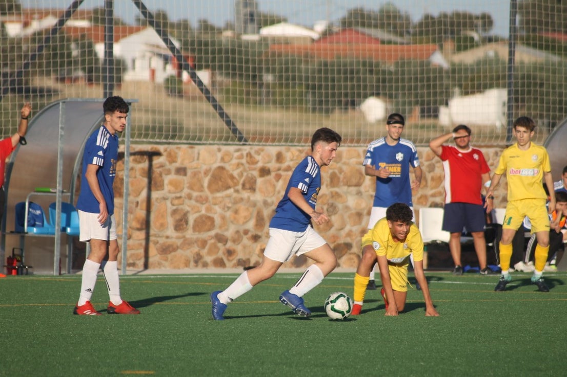 Fotos: Juveniles: Racing Valverdeño – Don Bosco