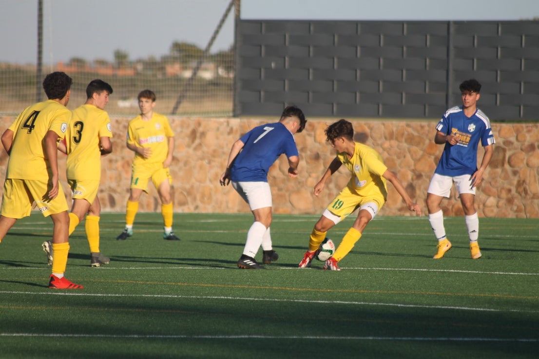 Fotos: Juveniles: Racing Valverdeño – Don Bosco