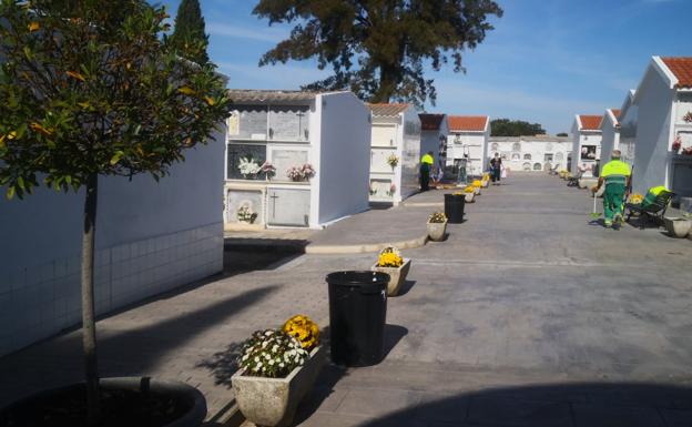 Imagen principal - Imágenes del cementerio