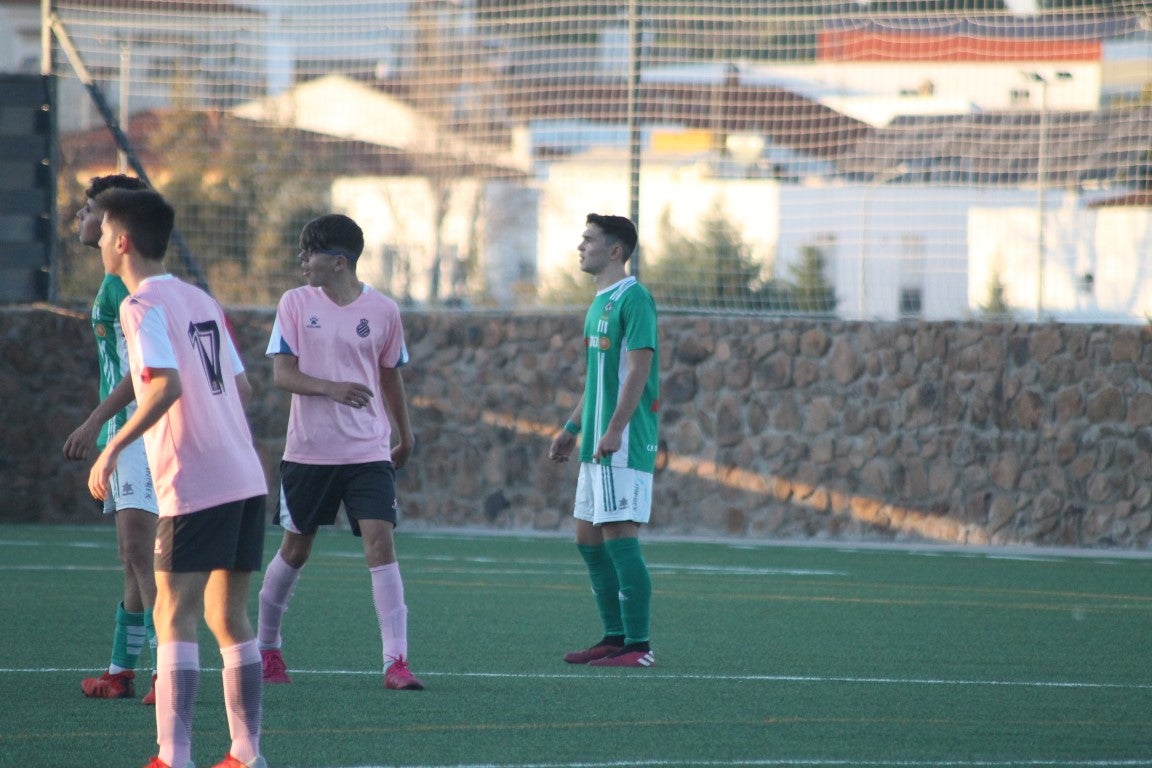 Fotos: Juveniles Racing Valverdeño – EF Espanyol de Badajoz