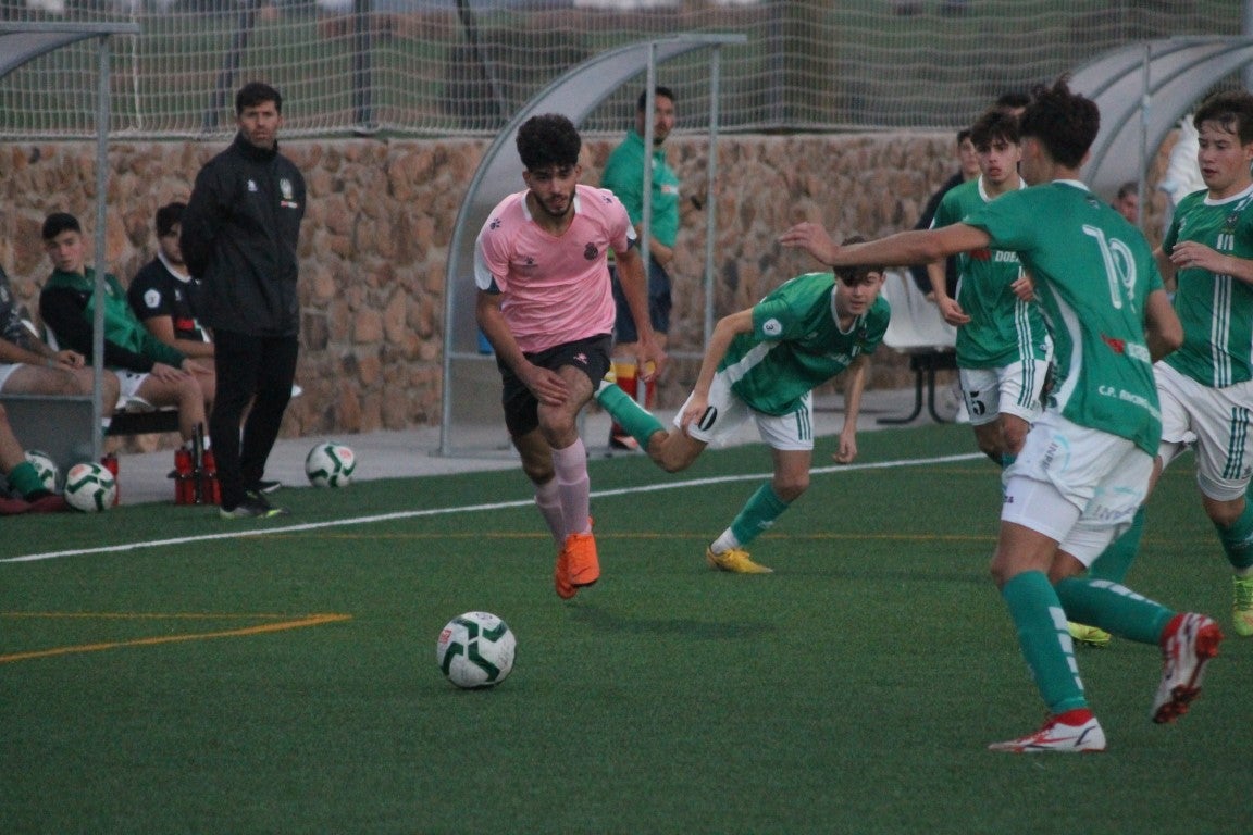 Fotos: Juveniles Racing Valverdeño – EF Espanyol de Badajoz