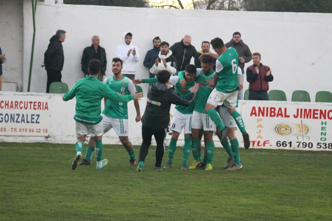 Fotos: Racing Valverdeño – AD Lobón