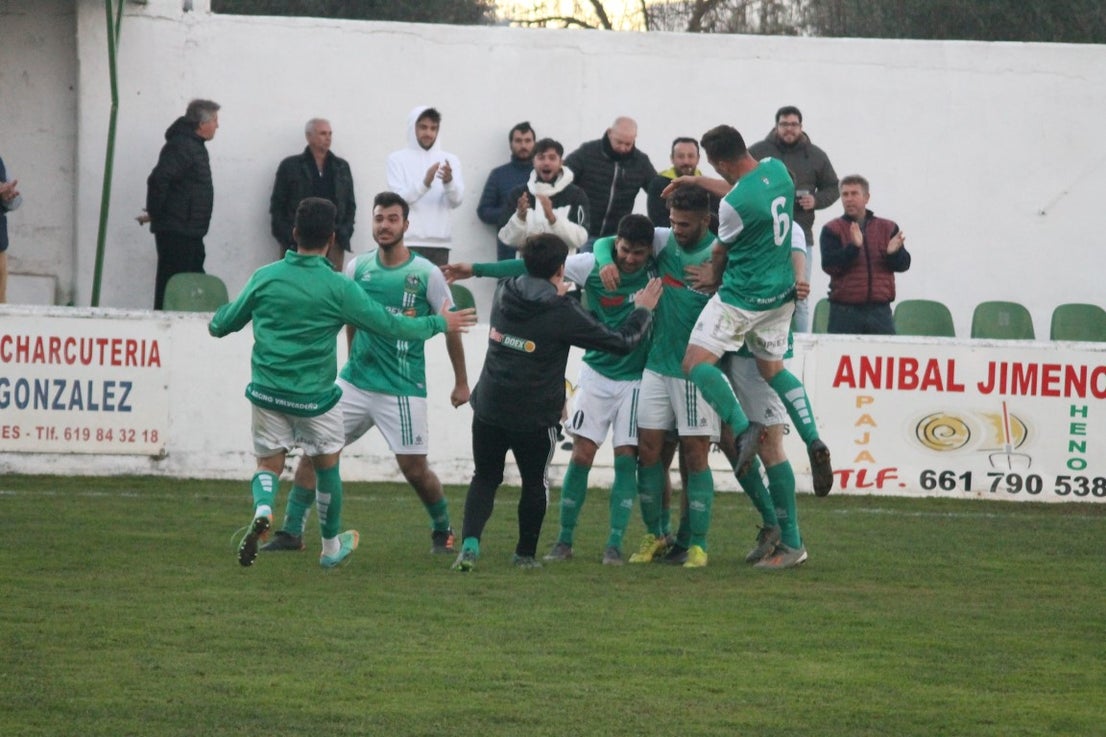 Fotos: Racing Valverdeño – AD Lobón