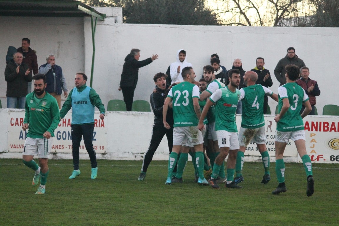 Fotos: Racing Valverdeño – AD Lobón