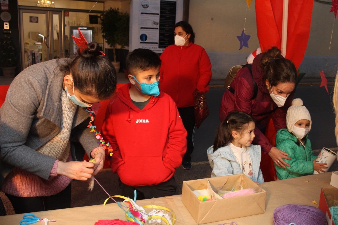Fotos: Talleres Navideños y Castañas Asadas por ‘Adoro el Shopping Local’ 2021