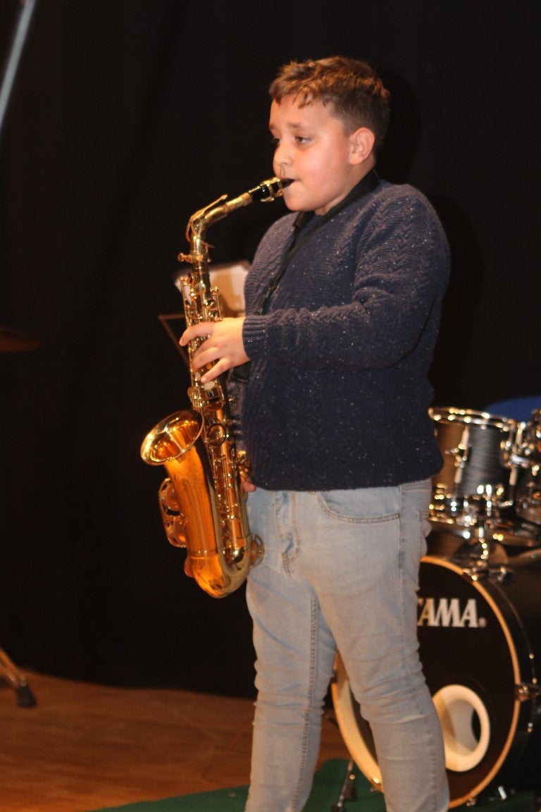 Fotos: Concierto de Navidad de la Escuela Municipal de Música 2021