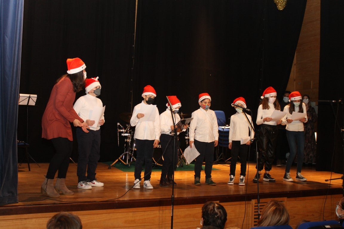 Fotos: Concierto de Navidad de la Escuela Municipal de Música 2021
