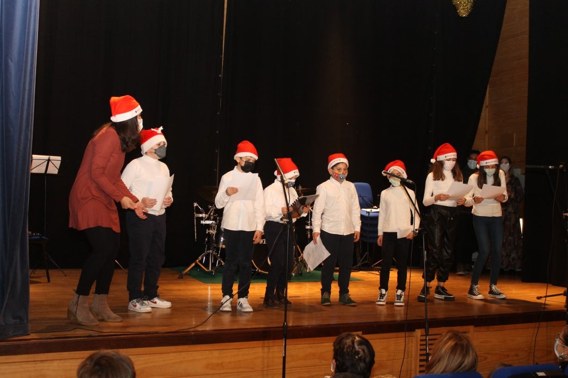 Fotos: Concierto de Navidad de la Escuela Municipal de Música 2021