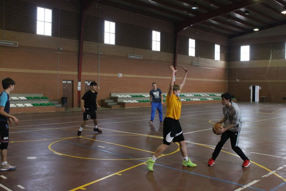 Fotos: Torneo de Baloncesto Navideño 2021