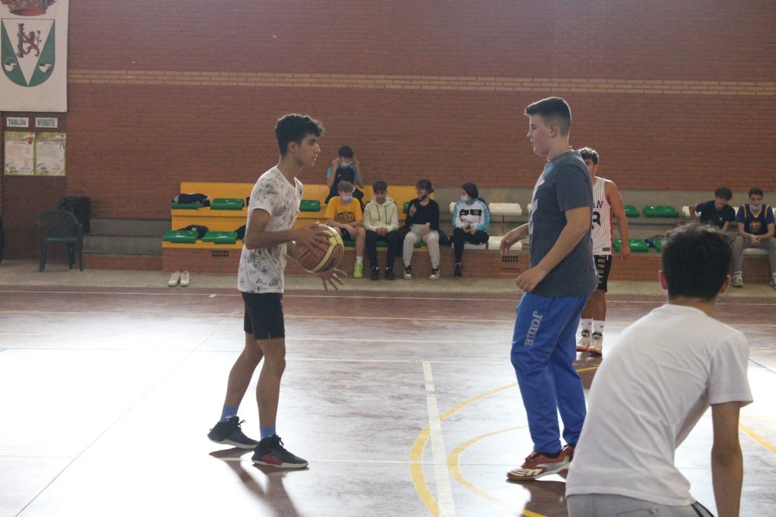 Fotos: Torneo de Baloncesto Navideño 2021