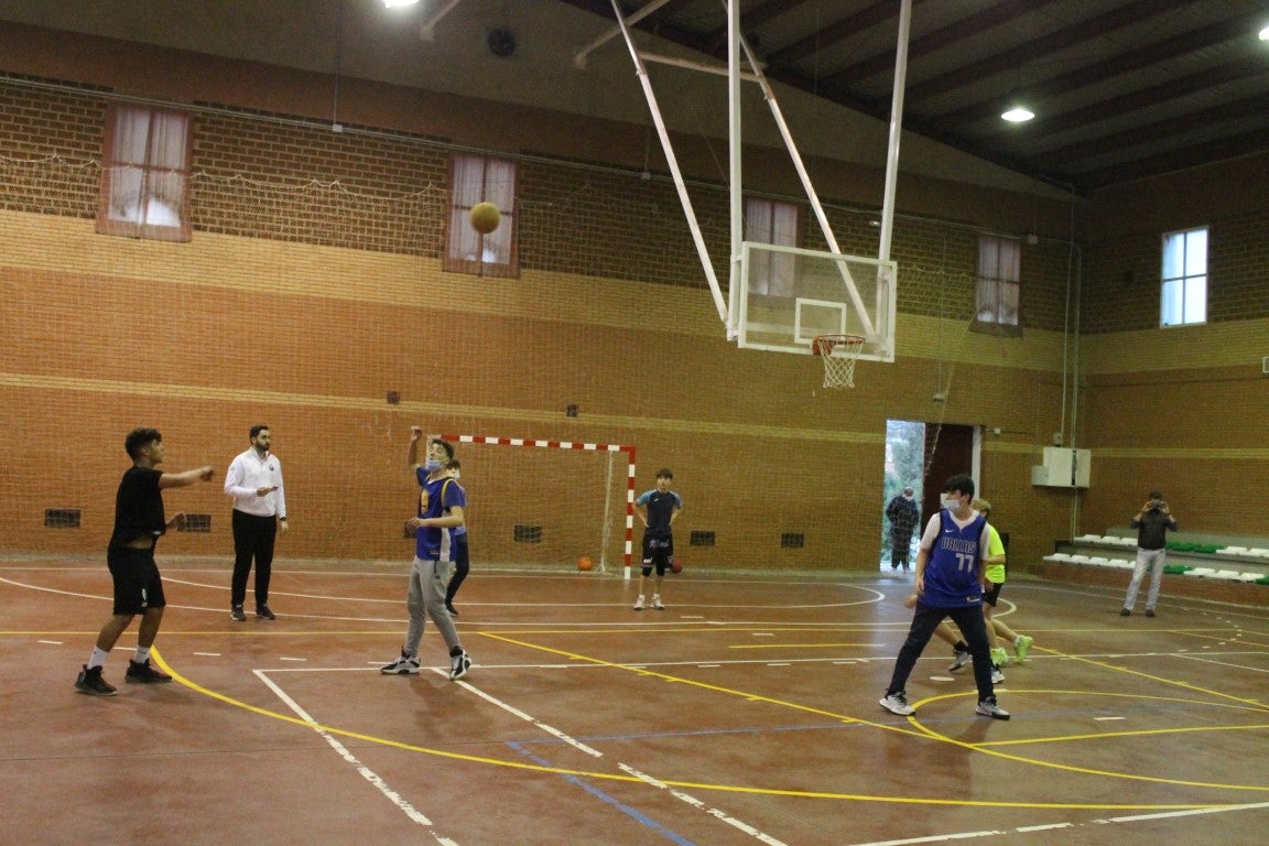 Fotos: Torneo de Baloncesto Navideño 2021