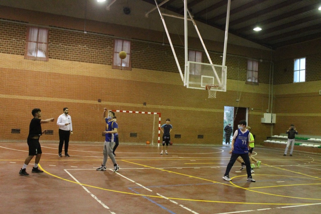 Fotos: Torneo de Baloncesto Navideño 2021