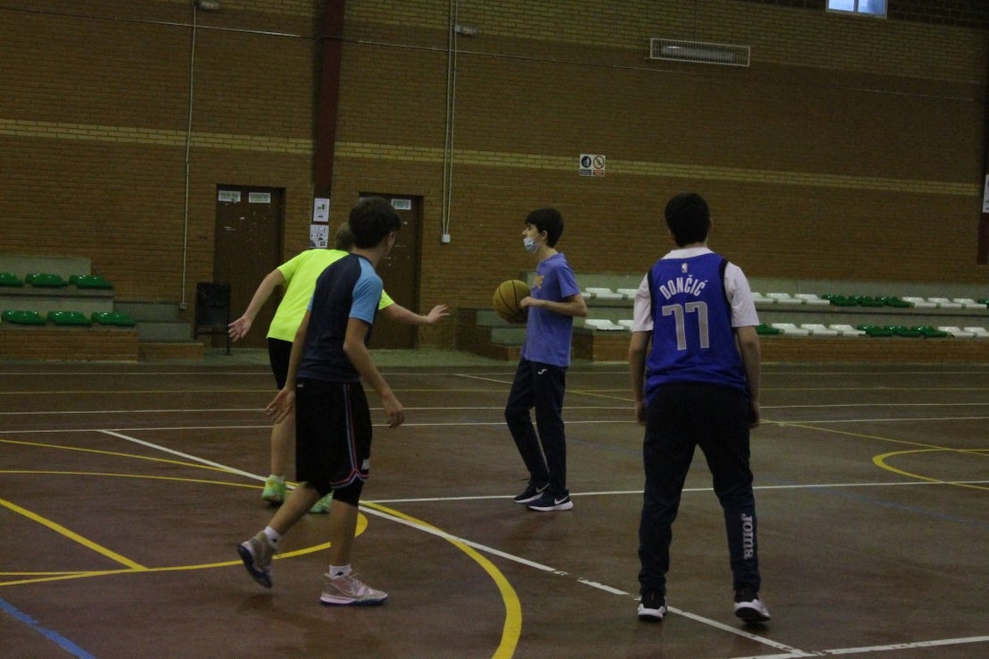 Fotos: Torneo de Baloncesto Navideño 2021