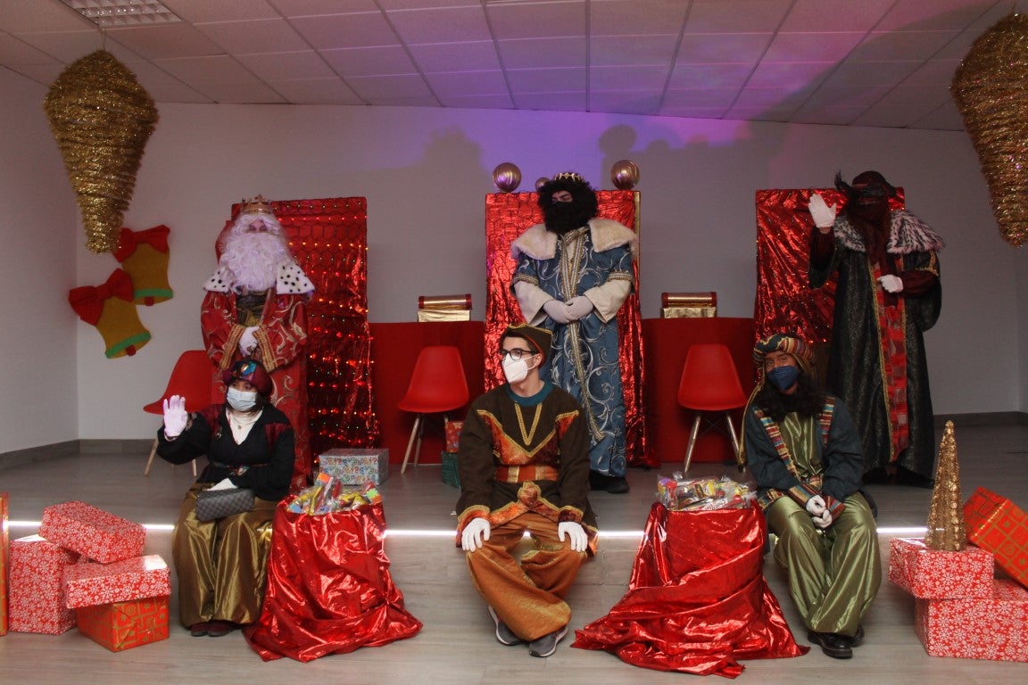 Fotos: Cabalgata de SSMM Los Reyes Magos (2022)