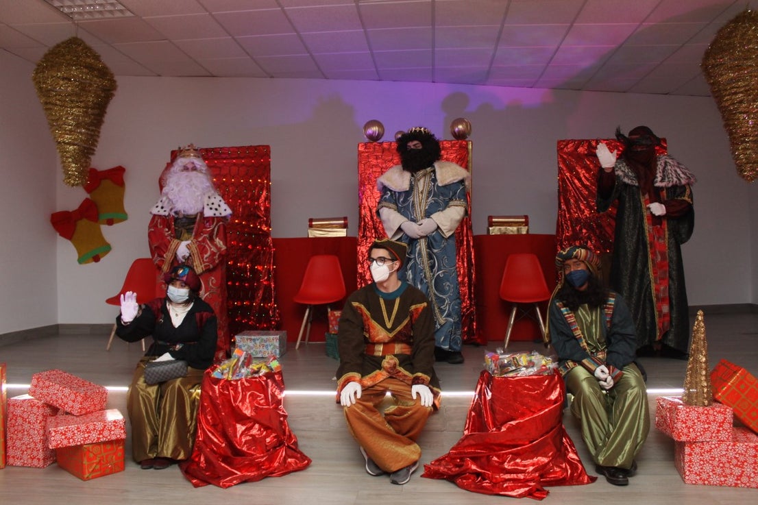 Fotos: Cabalgata de SSMM Los Reyes Magos (2022)