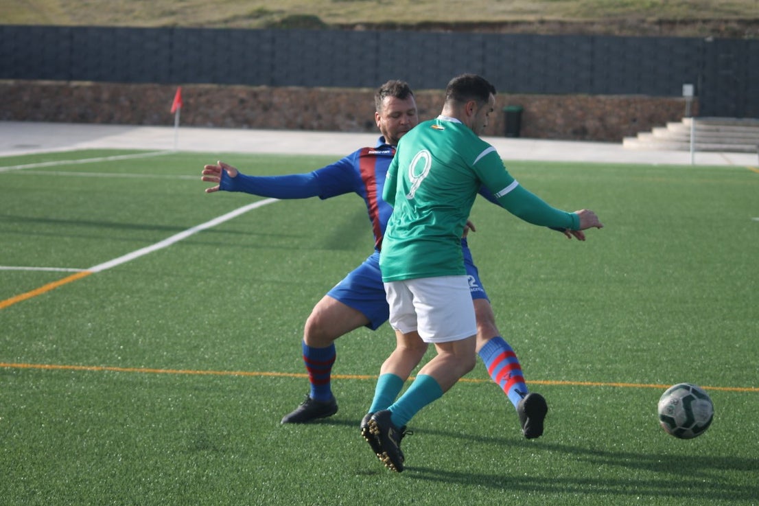 Fotos: Veteranos Valverde – CF Extremadura Veteranos