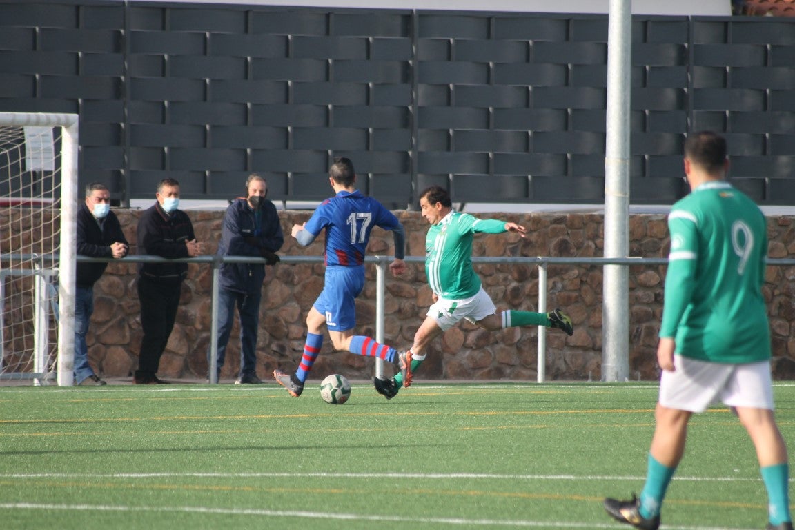 Fotos: Veteranos Valverde – CF Extremadura Veteranos