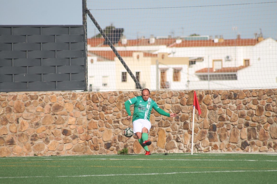 Fotos: Veteranos Valverde – CF Extremadura Veteranos