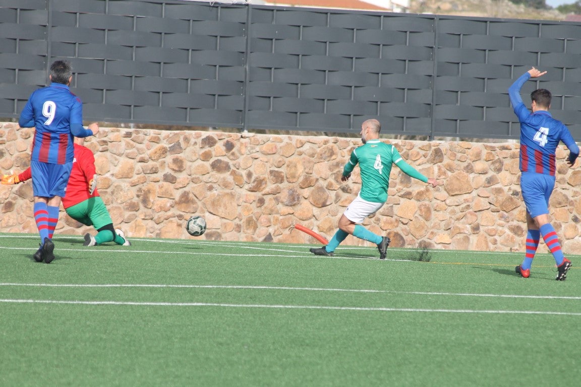 Fotos: Veteranos Valverde – CF Extremadura Veteranos