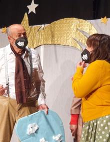 Imagen secundaria 2 - Algunas imágenes de la representación