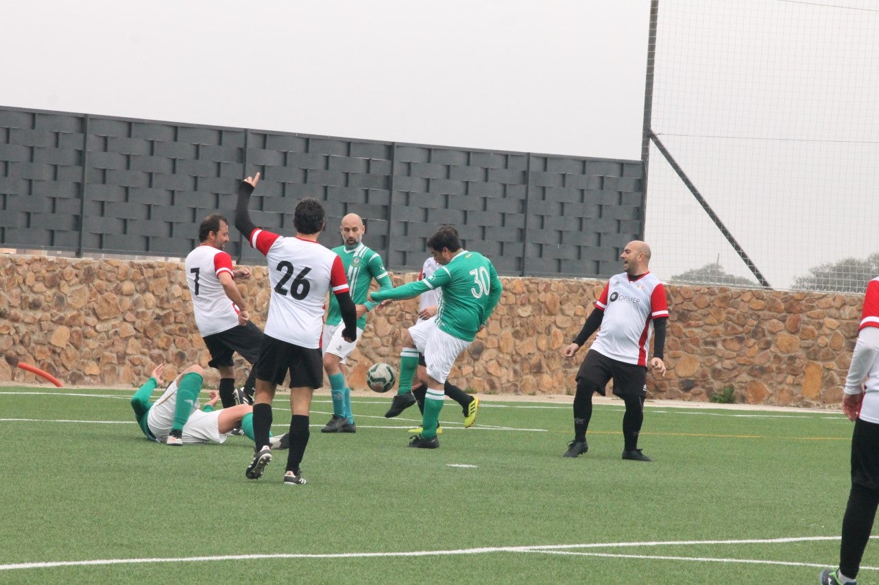Fotos: Veteranos Valverde – Hispanolusa / Ofimer Solutions