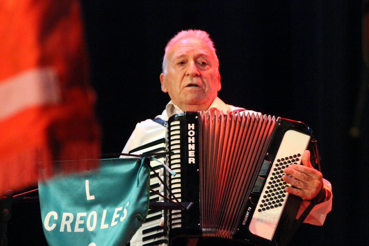 Fotos: Presentación del libro ‘De los bailes de salón al botellón’