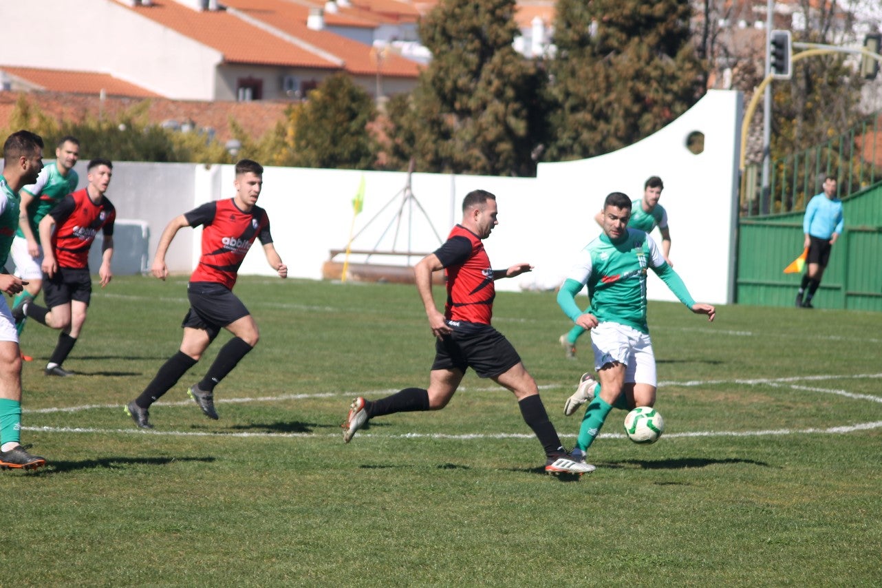 Fotos: Racing Valverdeño - CD Guadiana