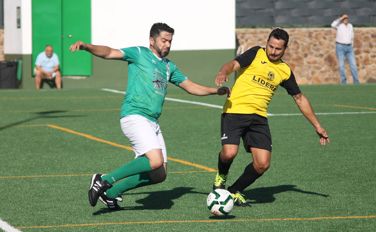 Pájaro, autor del primer gol de los valverdeños