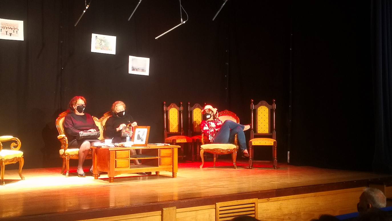 Fotos: Teatro Solidario 'La fortuna de don Vidal'