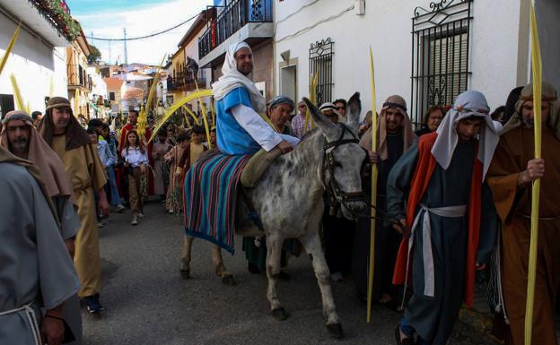 Procesión de la burrita en Valverde de Leganés