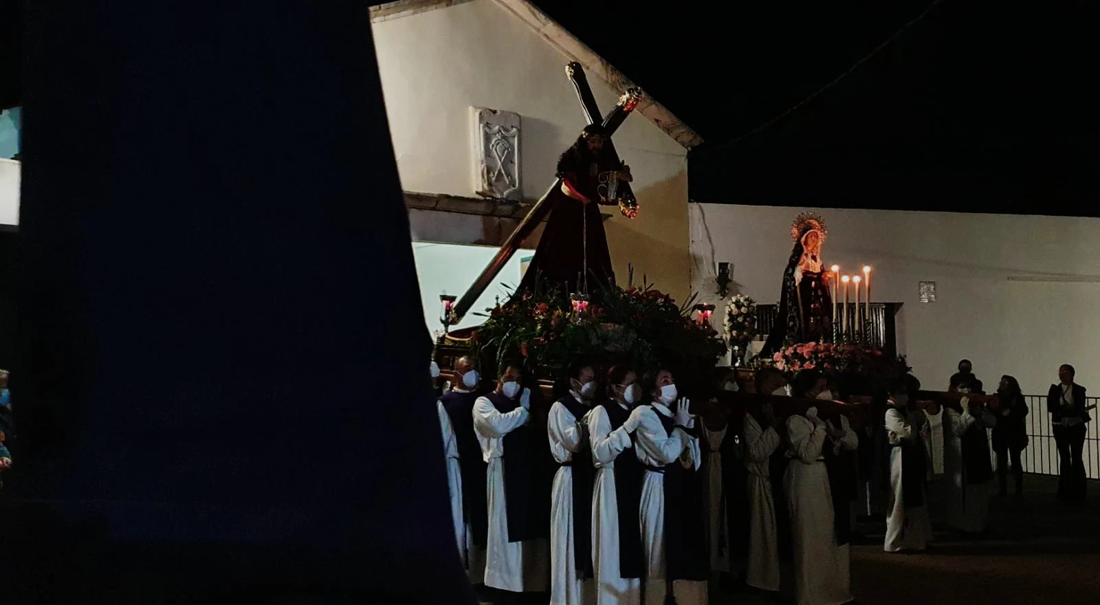 Fotos: Procesión de Jesús Nazareno y Nuestra Señora de los Dolores